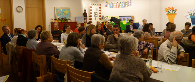 Berufssprachpaten helfen Asylbewerbern bei der Integration