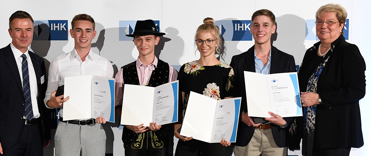 Fünf Auszubildende gehören zu Oberbayerns Spitzen-Absolventen