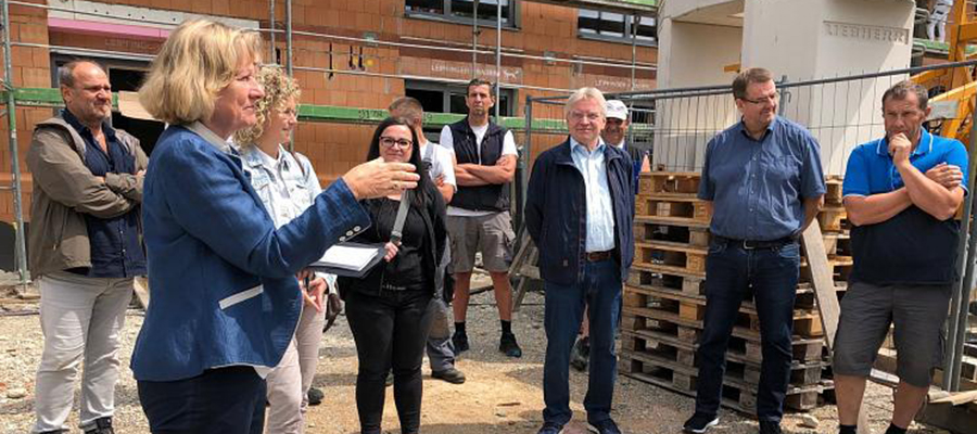 Stein auf Stein, der Kindergarten wird bald fertig sein