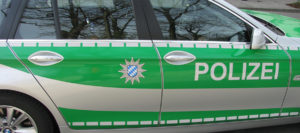 ++ Unbekannter Toter ++ Tatverdächtiger stellt sich ++ 62-Jähriger überrollt ++ Im falschen Bett erwischt ++ Ausraster und Randalierer ++ ++ Unbekannter Toter ++ Tatverdächtiger stellt sich ++ 62-Jähriger überrollt ++ Im falschen Bett erwischt ++ Ausraster und Randalierer ++