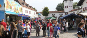 Töginger Herbstfest: Eine lebendige Gemeinde präsentiert sich Töginger Herbstfest: Eine lebendige Gemeinde präsentiert sich