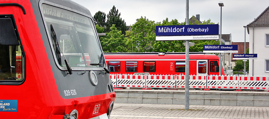 Anlaufpunkt für Interessierte der ABS 38: der Mühldorfer Bahnhof. Foto: Olaf Konstantin Krueger