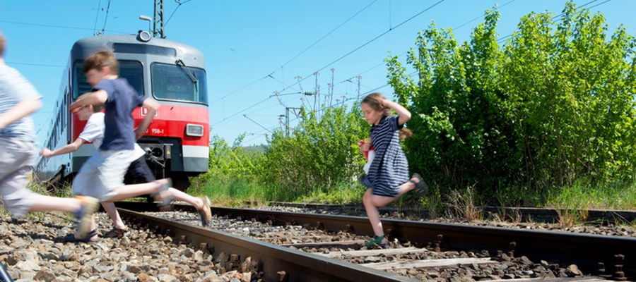 Bahnanlagen sind keine „Foto Locations“ oder „Challenge Areas“