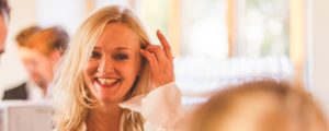 Elke Hüller-Kern: Eine Frau und ihre aufregende Zeitreise auf starken Sohlen – Werbung – Elke Hüller-Kern: Eine Frau und ihre aufregende Zeitreise auf starken Sohlen – Werbung –