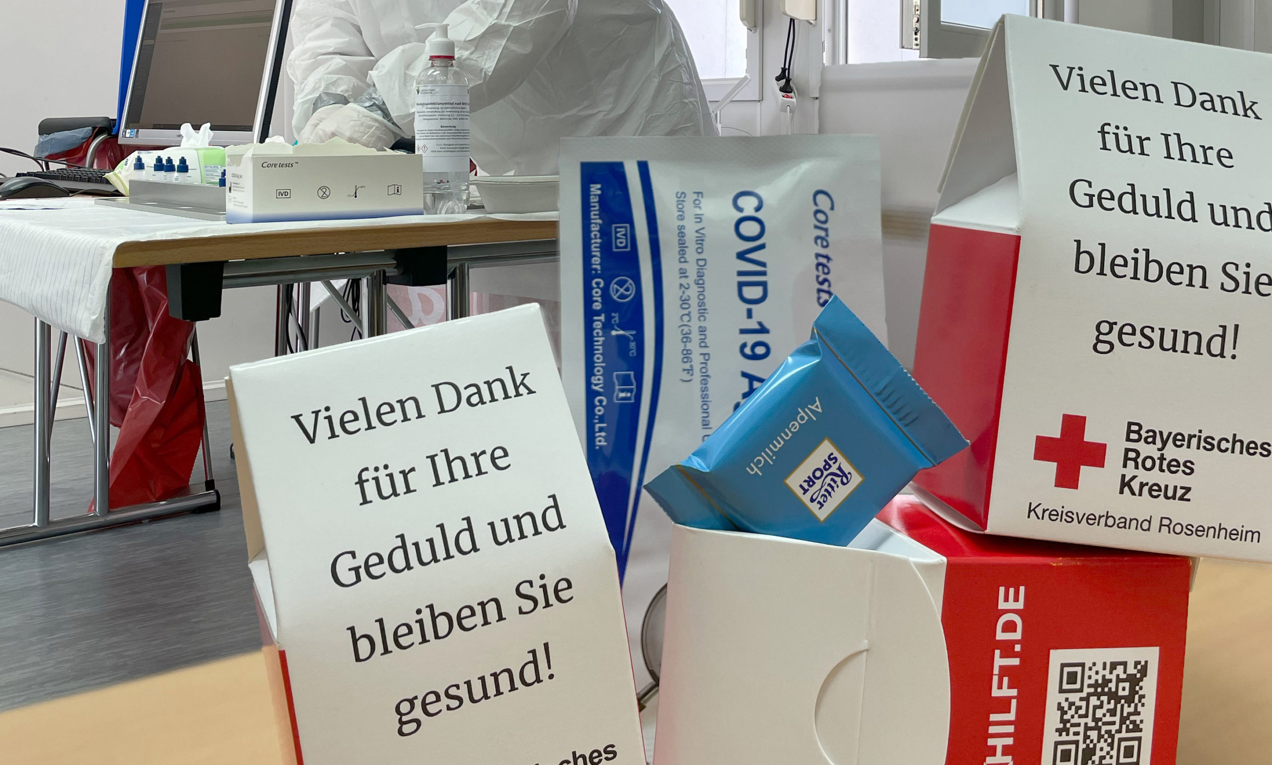 Testen mit Schokolade beim BRK