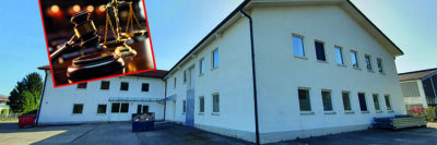 Eine im Rotter Gewerbegebiet „Am Eckfeld“ gelegene Industriehalle soll nach der Vorstellung des Landratsamts Rosenheim Ankunftseinrichtung für 506 Asylbegehrende werden. Foto: Olaf Konstantin Krueger