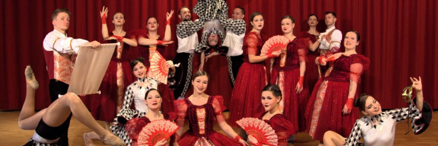 Das Gardefestival der Narrengilde Kraiburg ist das älteste Gardefestival in Bayern - es findet 2026 im 55. Jahr statt - und das größte in Südbayern. Foto: Stefan Hausperger